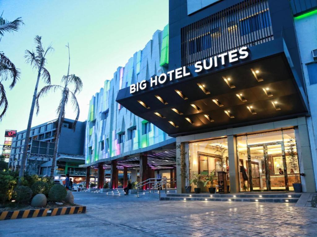 Big Hotel Suites Мандауэ Экстерьер фото