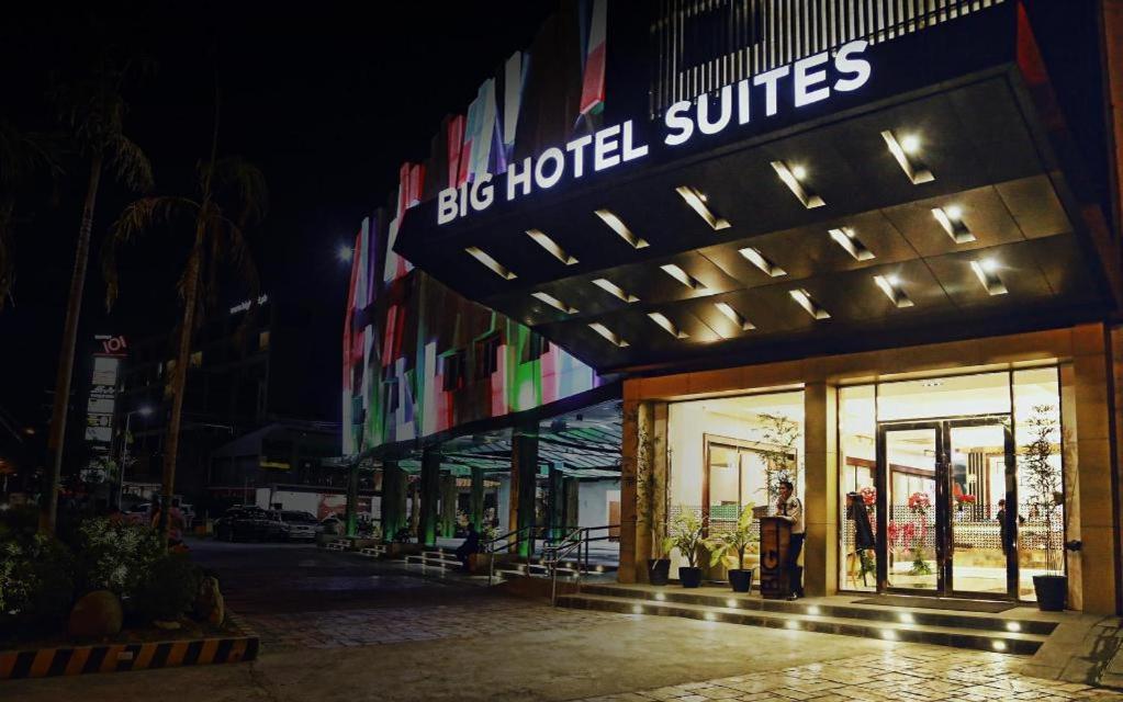 Big Hotel Suites Мандауэ Экстерьер фото